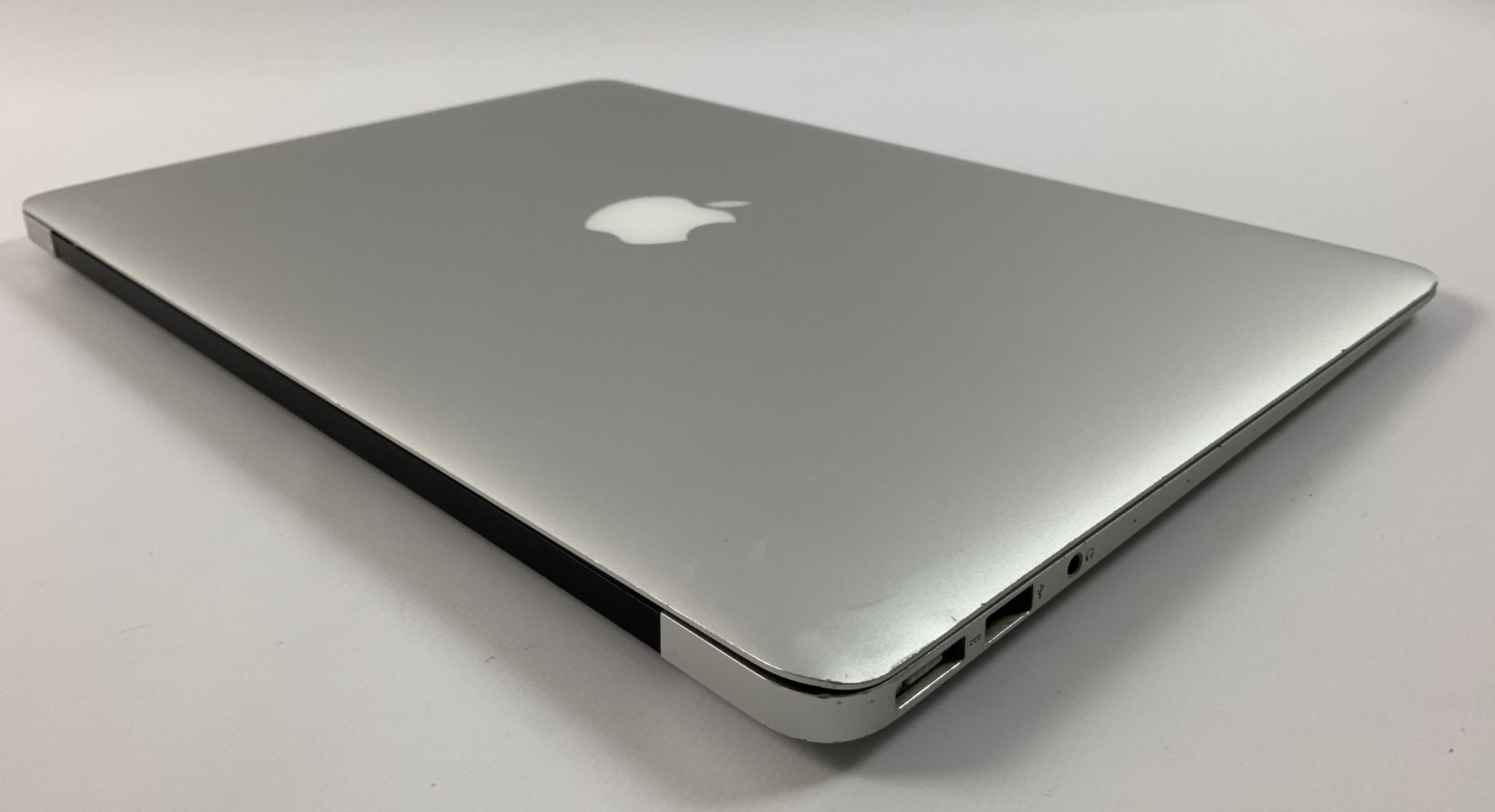 MacBook Air 13" Mid 2017 (Intel Core i5 1.8 GHz 8 GB RAM 256 GB SSD), Intel Core i5 1.8 GHz, 8 GB RAM, 256 GB SSD, imagen 4